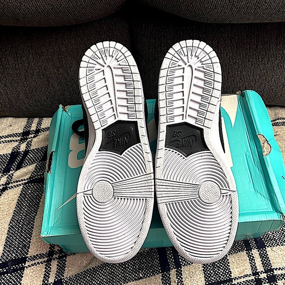 Nike SB Dunk High Pro "Griptape" - RARE 2017 - New w Box - 10.5 Men’s - Picture 3 of 16